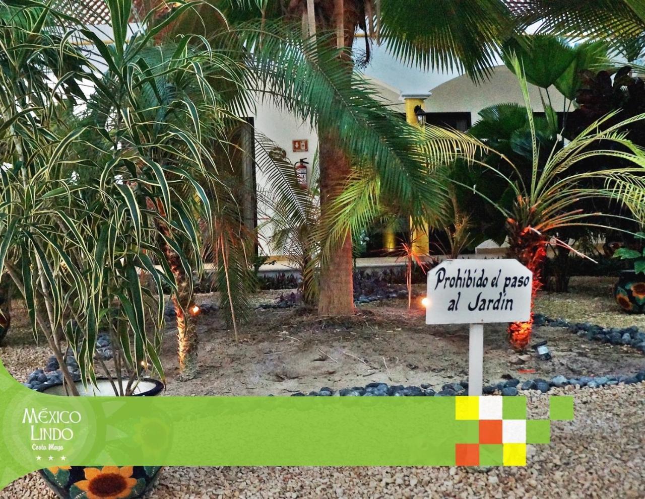 Hotel Mexico Lindo Mahahual Bagian luar foto